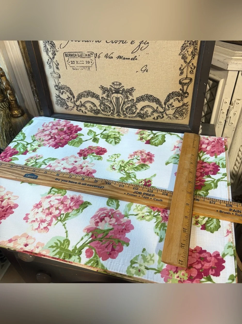 Waverly pink white hydrangea rolling meadows placemats 4 set